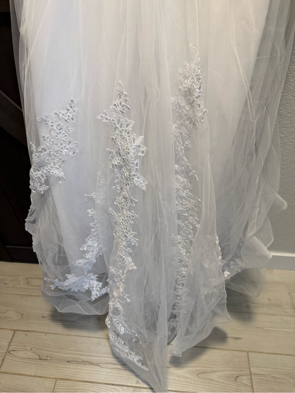 NWT Mermaid Style Wedding Gown - Picture 8 of 8